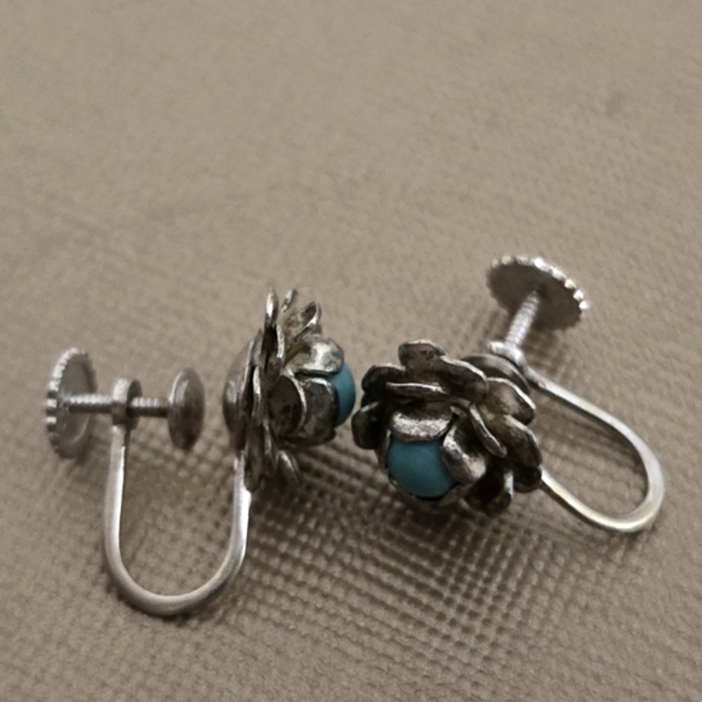 Full Set - Rare ANTIQUE Silver & Turquoise Bracelet, Screw Back Earrings, Brooch - Picture 7 of 9